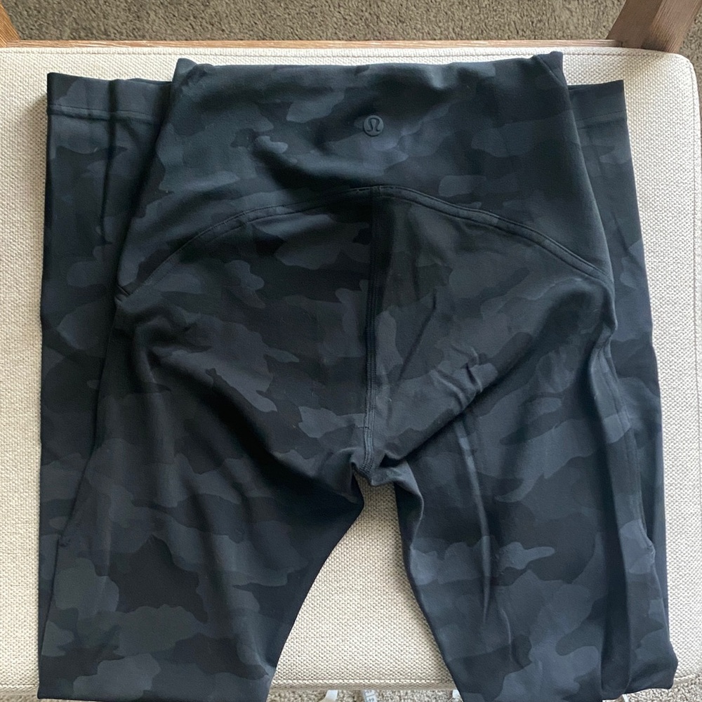 Lululemon Black Camo Leggings